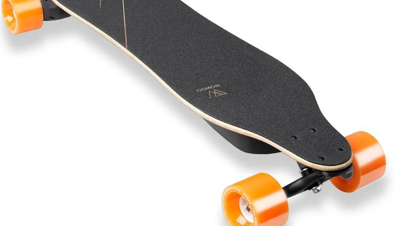 Do Electric Skateboards Have Remote Controls?